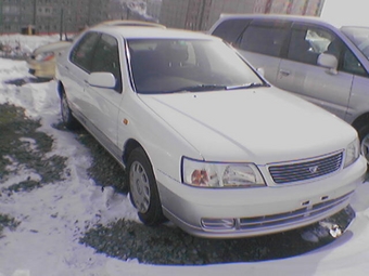 1999 Nissan Bluebird