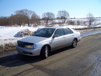 1999 Nissan Bluebird
