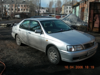1999 Nissan Bluebird