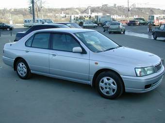 1999 Nissan Bluebird