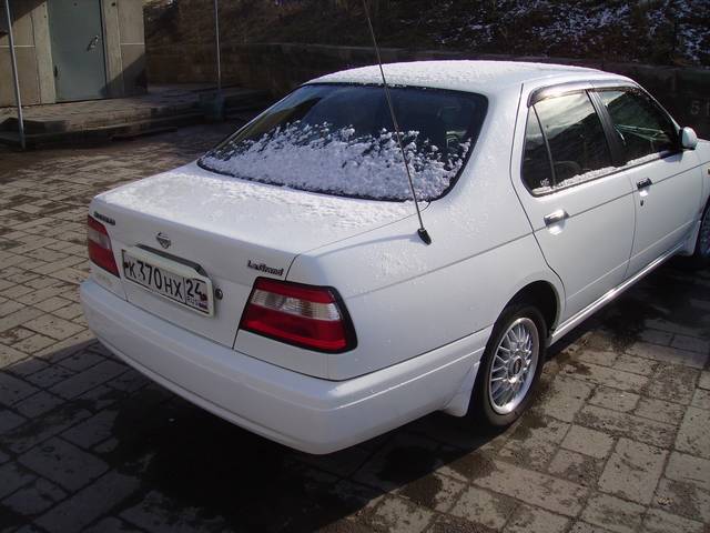 1999 Nissan Bluebird