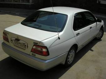 Nissan Bluebird