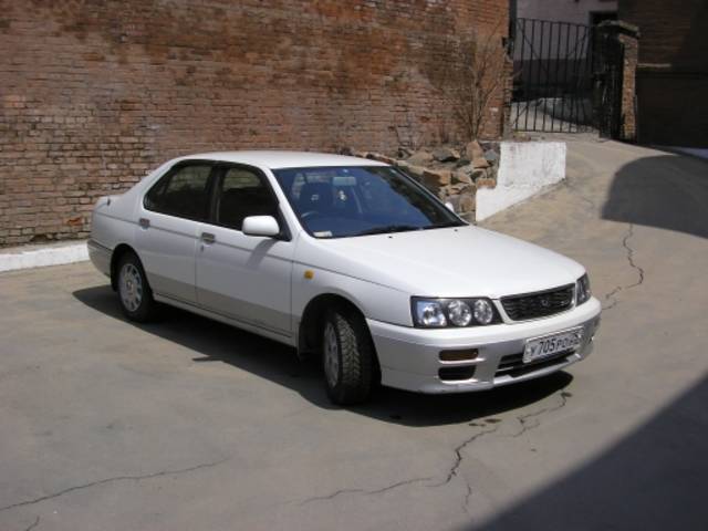 1999 Nissan Bluebird