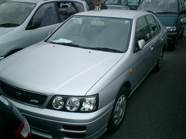 1999 Nissan Bluebird