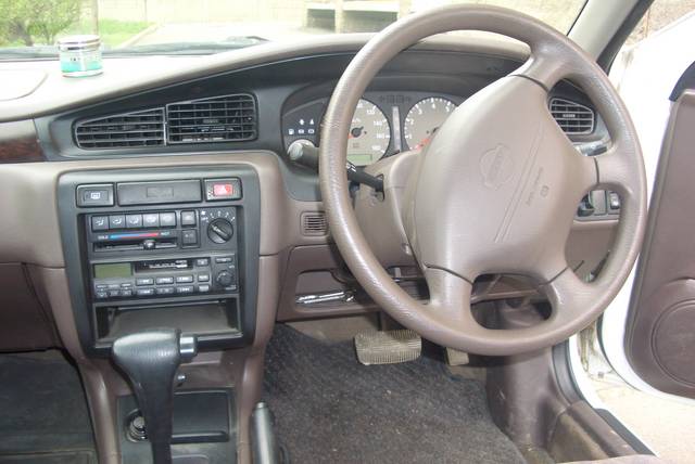 1999 Nissan Bluebird