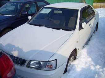 1999 Nissan Bluebird