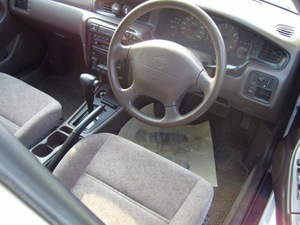 1999 Nissan Bluebird