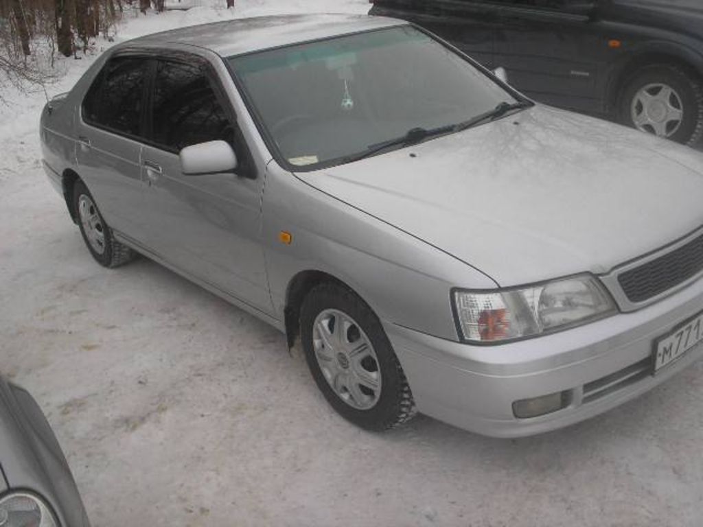 1999 Nissan Bluebird