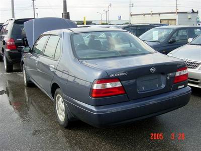 1999 Nissan Bluebird Photos