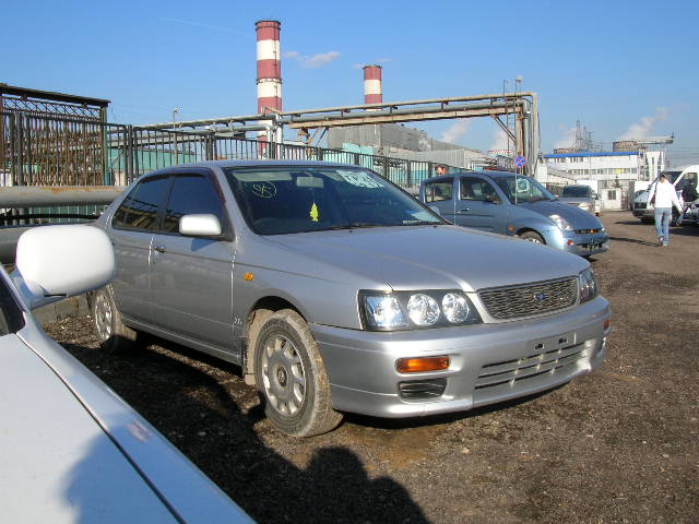 1999 Nissan Bluebird Photos