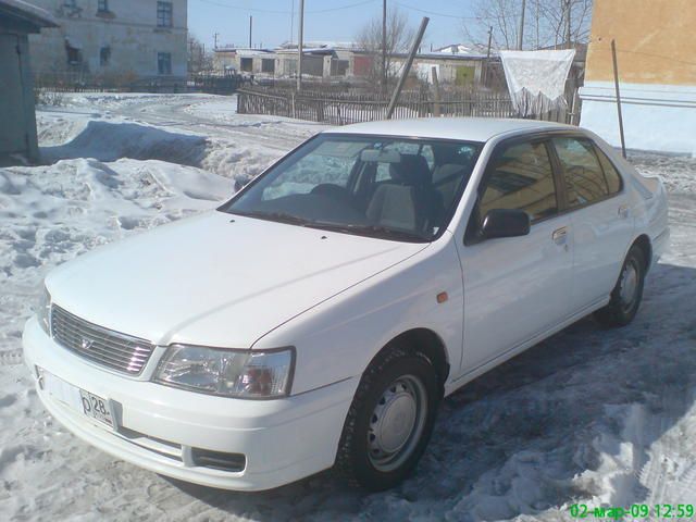 1999 Nissan Bluebird