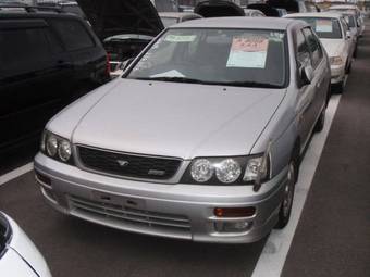 1999 Nissan Bluebird Pictures
