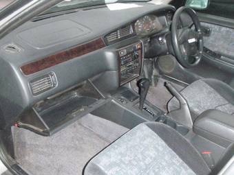 1999 Nissan Bluebird Photos