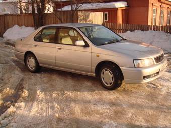 1999 Nissan Bluebird Pictures