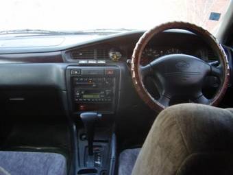 1999 Nissan Bluebird Pictures