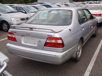 1999 Nissan Bluebird Photos