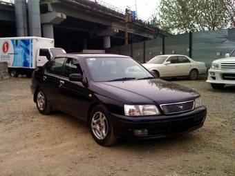 1999 Nissan Bluebird Pictures