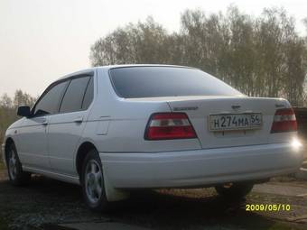 1999 Nissan Bluebird Pictures