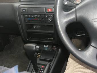 1999 Nissan Bluebird Pictures