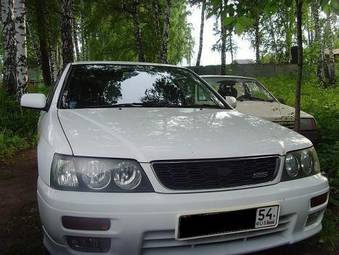 1999 Nissan Bluebird Pictures