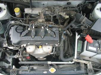 1999 Nissan Bluebird Pictures