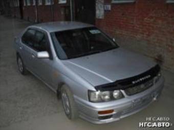 1999 Nissan Bluebird Pictures