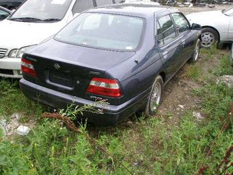 1999 Nissan Bluebird Pictures