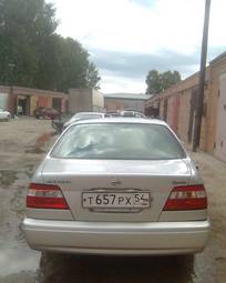 1999 Nissan Bluebird Pictures