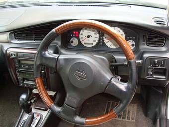 1999 Nissan Bluebird Photos