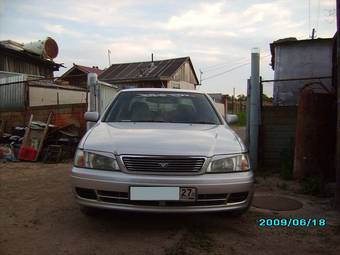 1999 Nissan Bluebird Pictures