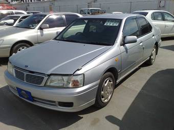 1999 Nissan Bluebird Photos