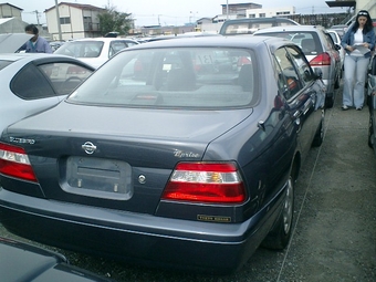 2000 Nissan Bluebird