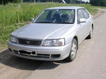 2000 Nissan Bluebird