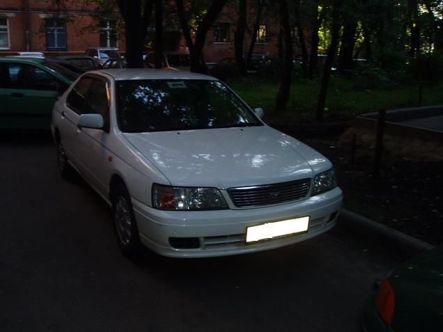 2000 Nissan Bluebird