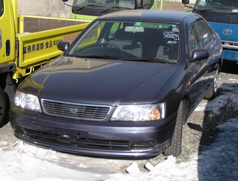 2000 Nissan Bluebird