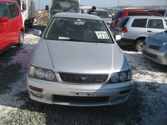 2000 Nissan Bluebird