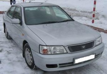 2000 Nissan Bluebird