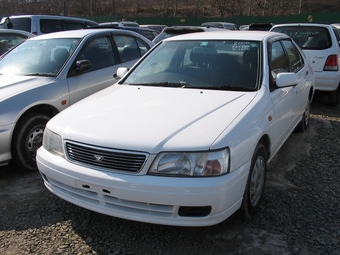 2000 Nissan Bluebird