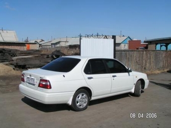 2000 Nissan Bluebird