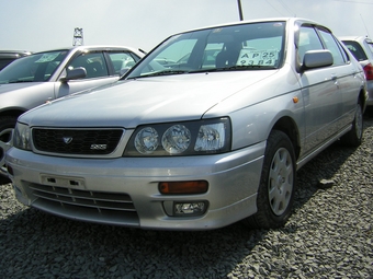 2000 Nissan Bluebird