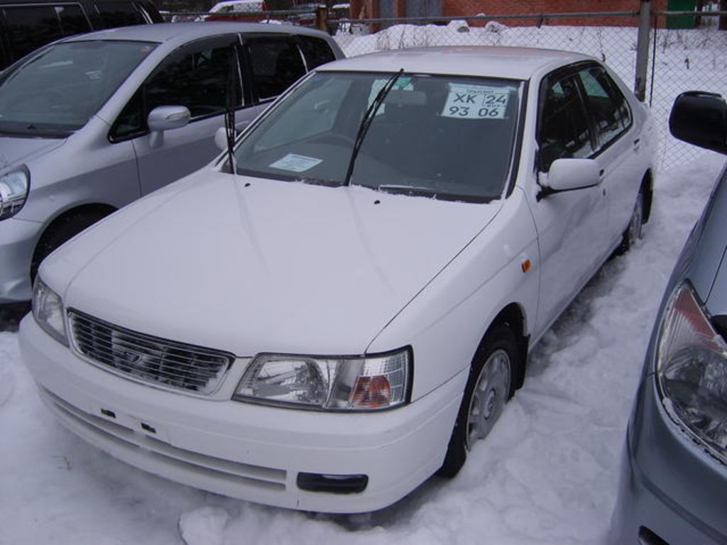 2000 Nissan Bluebird