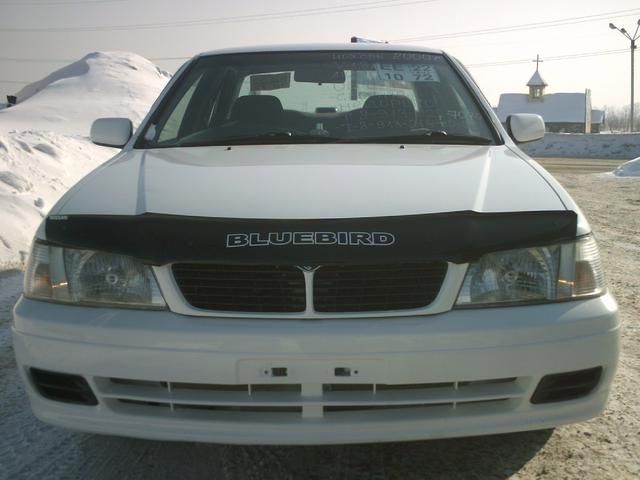 2000 Nissan Bluebird