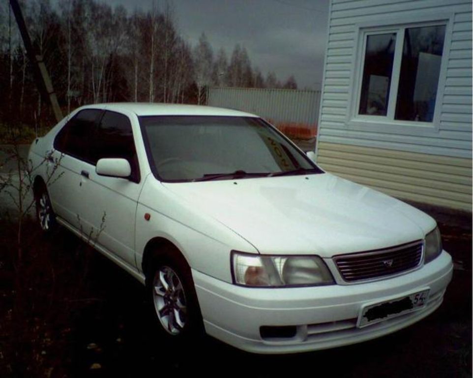 2000 Nissan Bluebird