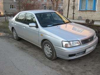 2000 Nissan Bluebird