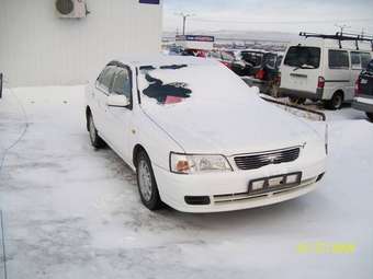 2000 Nissan Bluebird