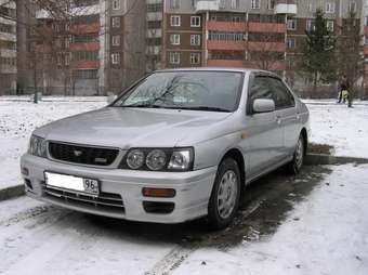 2000 Nissan Bluebird