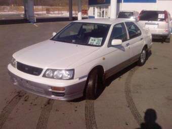 2000 Nissan Bluebird