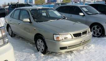 2000 Nissan Bluebird