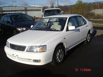 2000 Nissan Bluebird