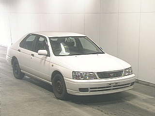 2000 Nissan Bluebird Pictures